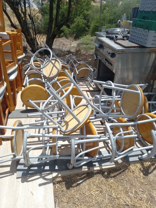 Mesa y banco hostelería