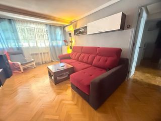 Sofá Chaiselongue 3 plazas burdeos