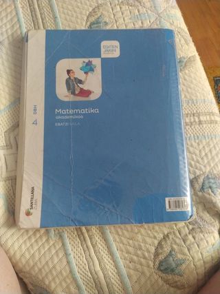 MATEMATIKA AKADEMIKOA EBATZI SAILA 4 DBH EGITEN...