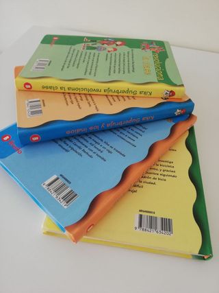 Lote Kika Superbruja