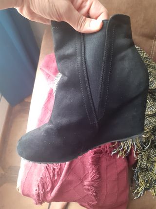 Botines negros plataforma - talla 39