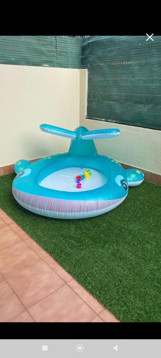 Piscina hinchable Intex Ballena nueva en su caja