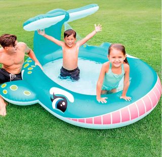 Piscina hinchable Intex Ballena nueva en su caja