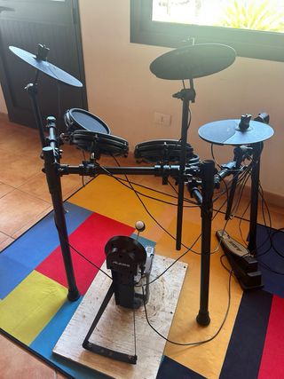 Bateria Electronica Alesis