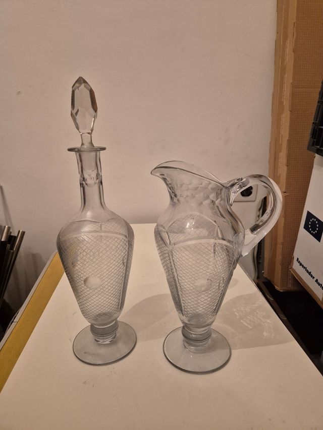 Juego licorera y jarra cristal antiguo