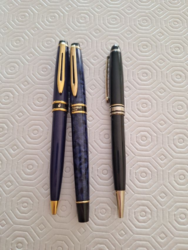 Pluma estilográfica y 2 bolígrafos