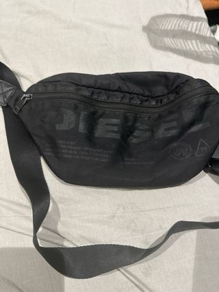 Riñonera Diesel - Bolso Negro
