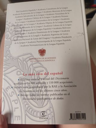 Diccionario Esencial de la lengua Española