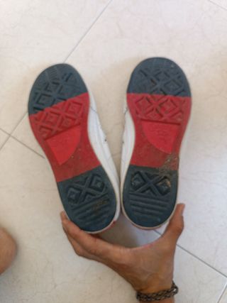 Converse One Star blancas y rojas