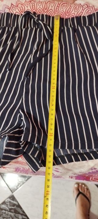 Shorts rayas blanco y negro