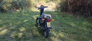 Derbi Variant Star: Ciclomotor Azul
