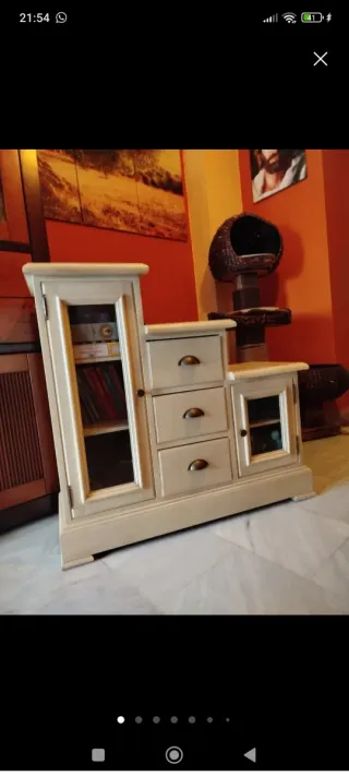ARTESANOS Mueble escalera madera.