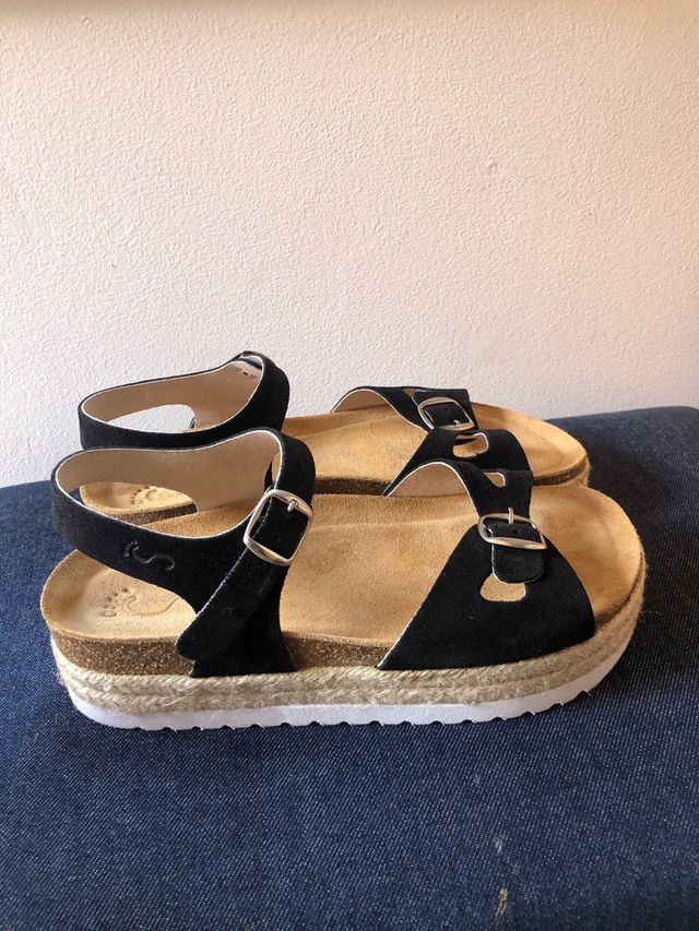 Sandalias negras talla 38 - nuevas 