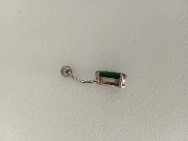 Piercing ombligo | Plata & Verde
