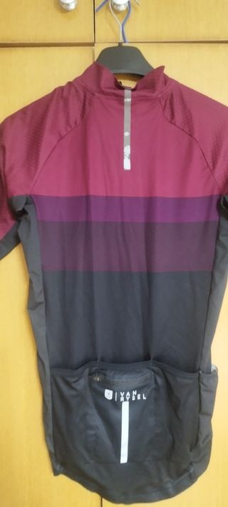 3 Maillot ciclismo Van Rysel talla S