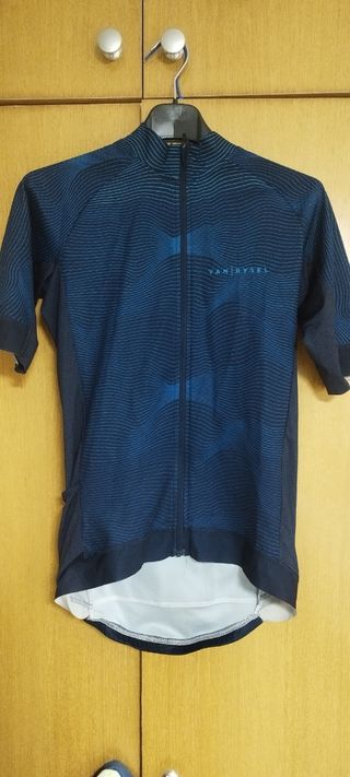 3 Maillot ciclismo Van Rysel talla S