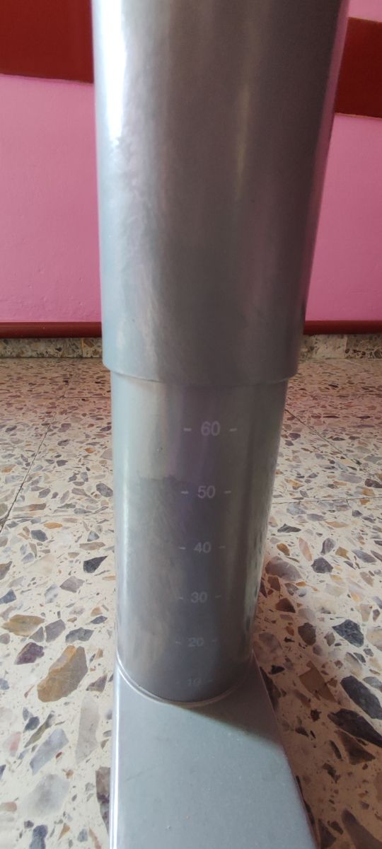 Mesa escritorio Ikea - marrón