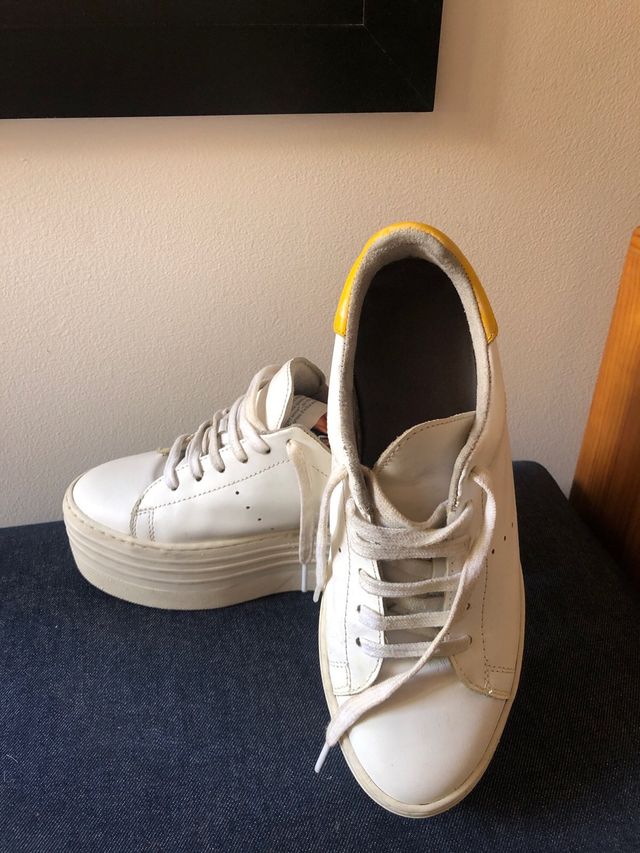 Zapatillas Belang blancas y amarillas - 39