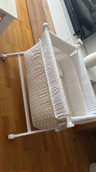 Minicuna beige con estrellas