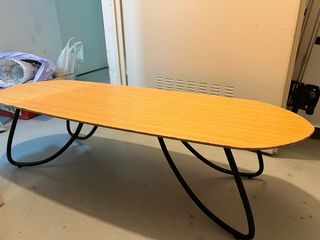 Mesa ovalada madera y metal Ikea