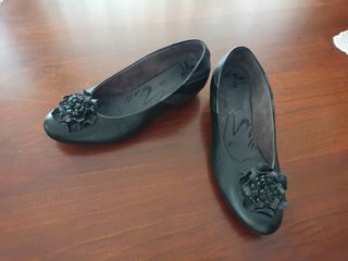 Zapatos Pitillos Piel Negra Talla 39. 