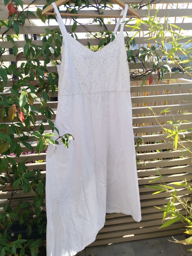 Vestido blanco Esmara