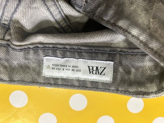 Shorts vaqueros grises rotos