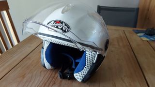 Casco abierto Airoh para niño. Blanco, XS