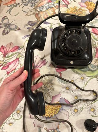 Telefono vintage in bachelite con rotella anni 50