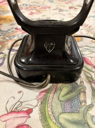 Telefono vintage in bachelite con rotella anni 50
