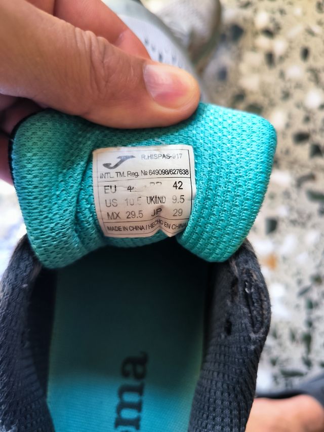 Zapatillas running grises-teal