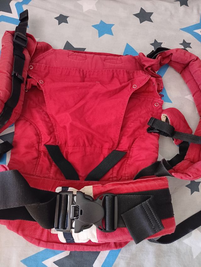 Manduca portabebés rojo