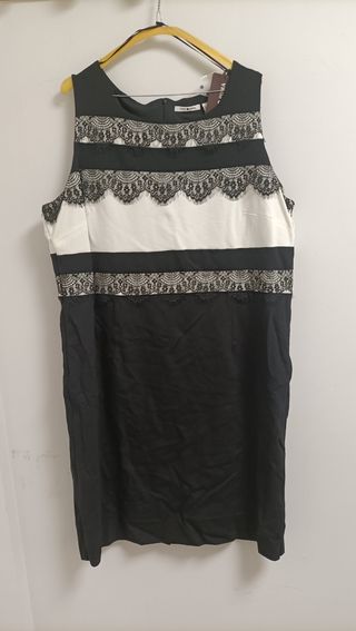 Vestido blanco y negro.