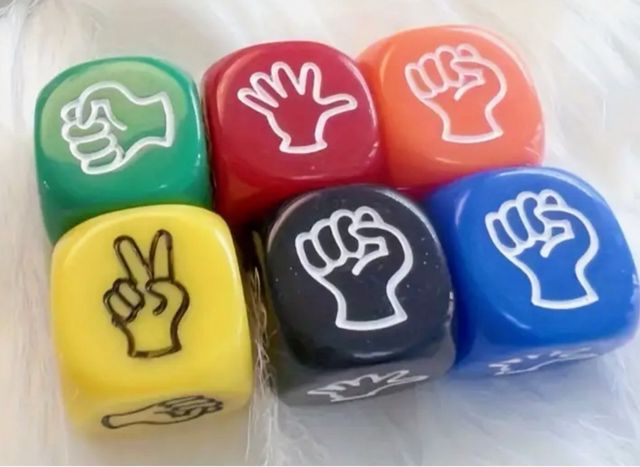 gioco tavolo Dadi Morra Cinese colorati