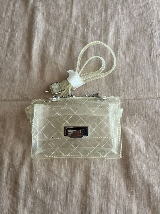 Riñonera transparente