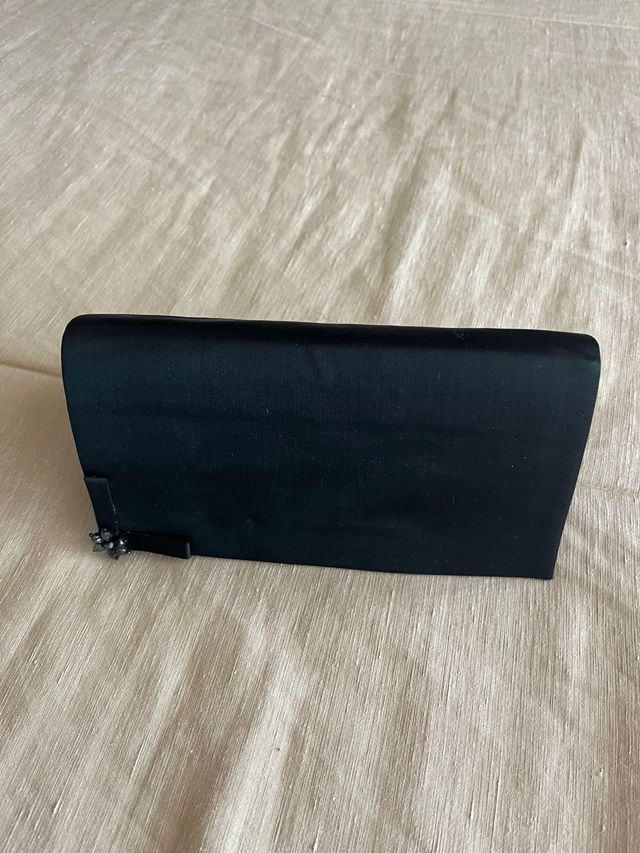 Cartera Negra Fiesta