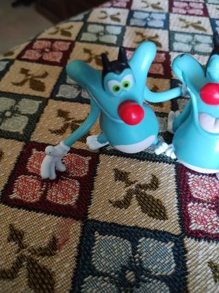 2 Pupazzi Oggy - Oggy e i suoi amici