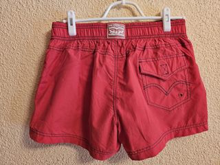 Bañador rojo LEVIS