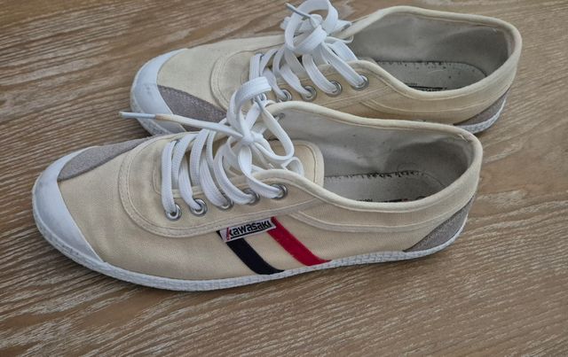 Zapatillas Kawasaki beige/blancas