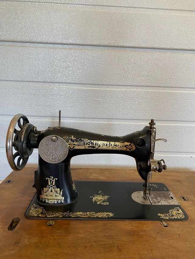 Máquina coser Singer Antigua