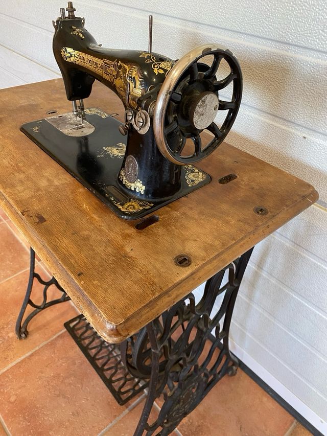 Máquina coser Singer Antigua