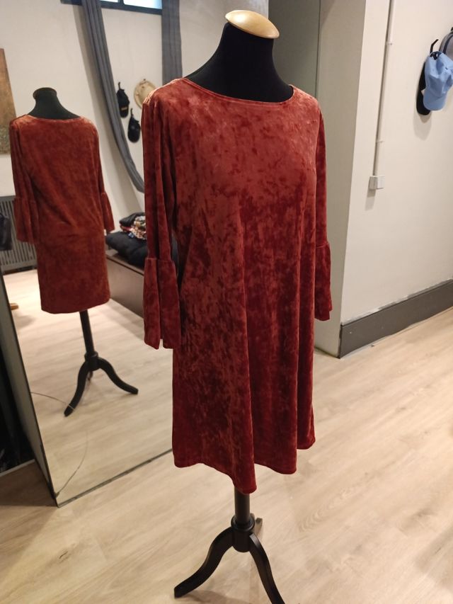 Vestido terciopelo granate