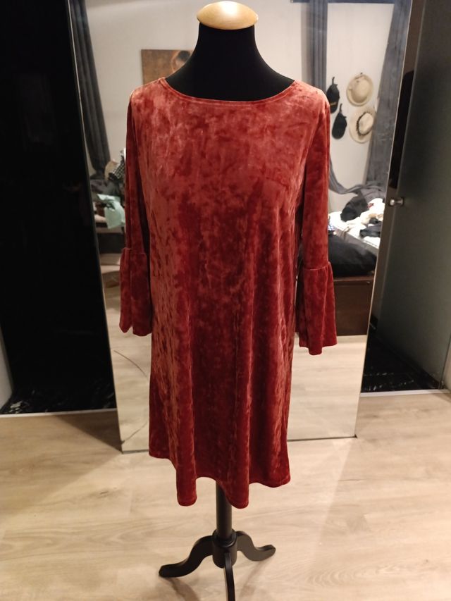Vestido terciopelo granate