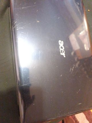 Portátil Acer negro - Repuestos ,no tiene cargador