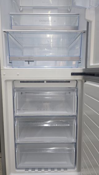 Nevera Bosch Combi No Frost A+++ 2METROS