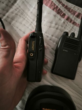 Motorola GP344 Walkie Talkies - 2 uds