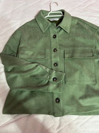 Sobrecamisa Stradivarius verde S