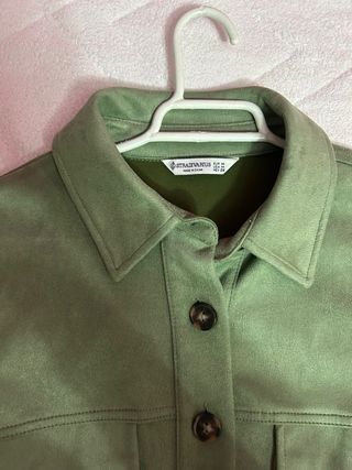 Sobrecamisa Stradivarius verde S