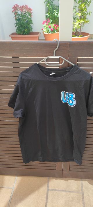 Camiseta Urban Brawl - Negra y Azul