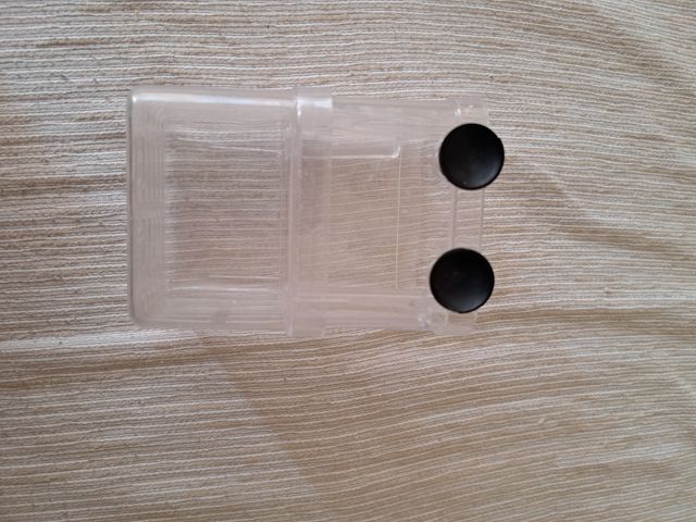 Paridera acuario peces transparente